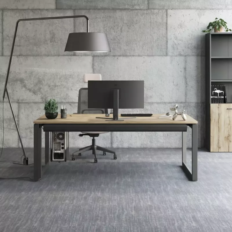 Bureau individuel, piètement fermé - So Sierro