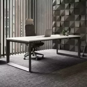 Bureau individuel - Piètement fermé