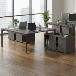 Bench vis-à-vis 2 postes piètement ouvert sur 2 crédences So Martos