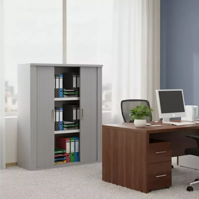 Armoire moyenne fermée, porte rideaux, hauteur 120 cm – So Madrid