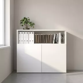 Armoire semi-ouverte, portes poussoirs, hauteur 120 cm – So Madrid