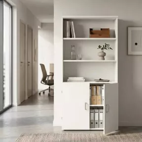 Armoire haute fermée et ouverte, hauteur 196 cm – So Madrid