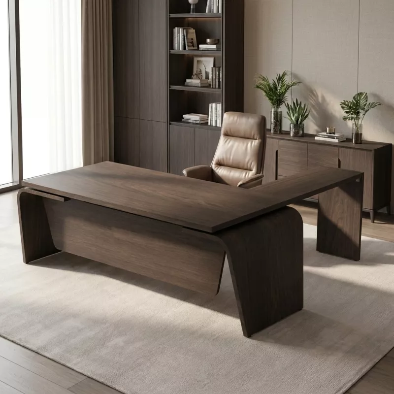 Bureau de direction design italien avec retour et piètement extérieur – So Luna