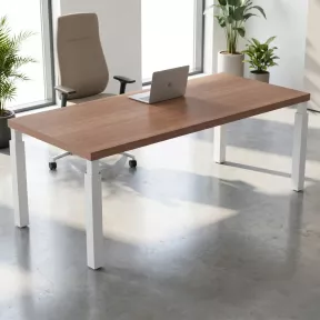 Bureau de direction avec pieds métalliques – So Flora