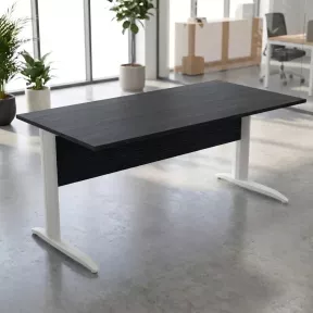Bureau de direction avec pieds métal – So Viana